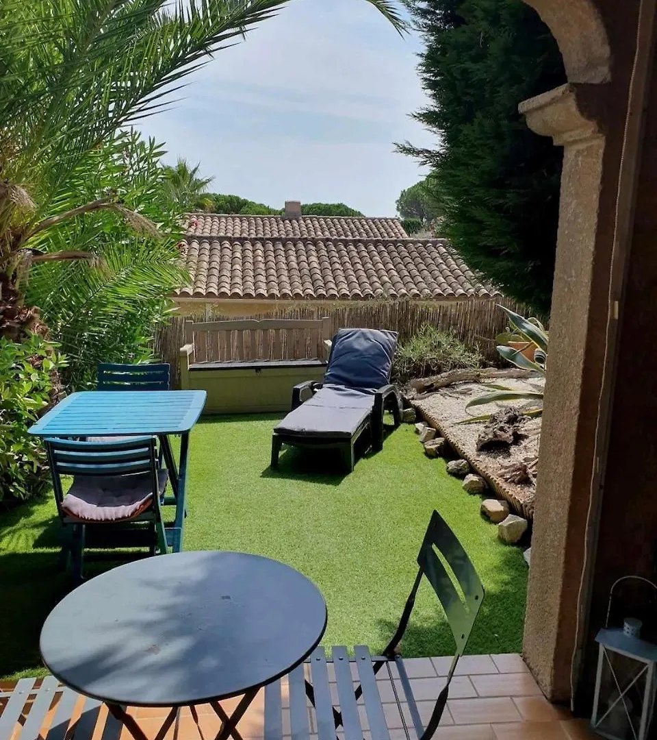 Joli Studio Sainte Maxime Сент-Максим